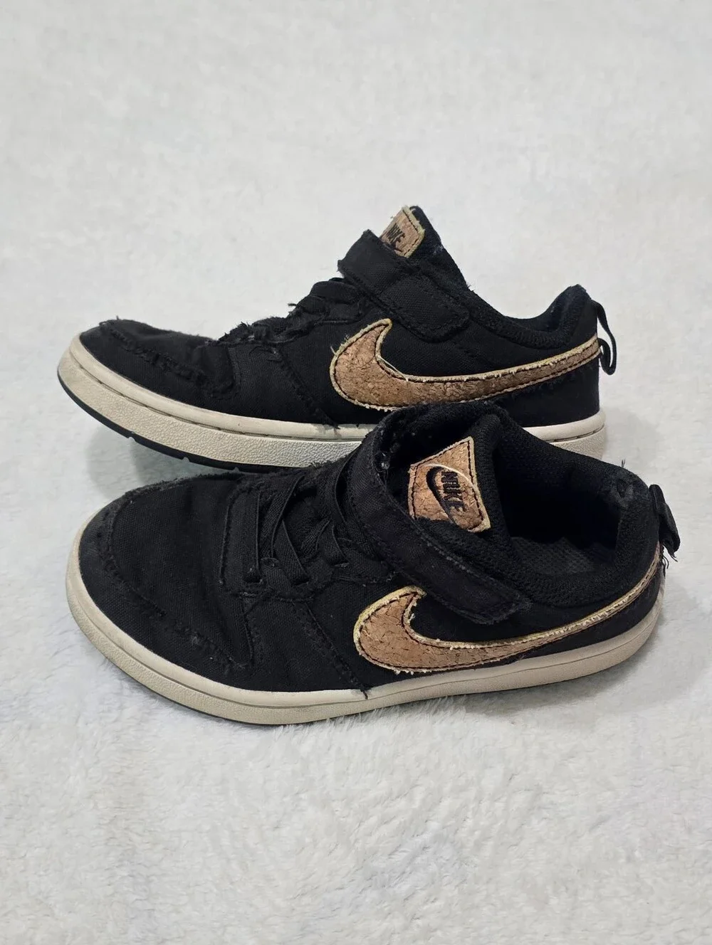 Boy's Nike Court Sneakers Borough Low 2 Black Casual Shoes Size 13 Youth